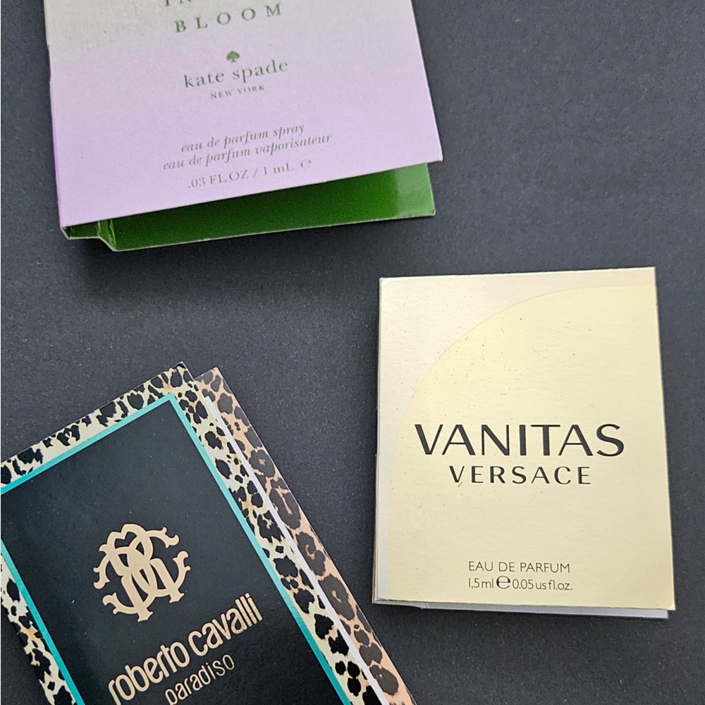 SCENTS THAT LIVE ON …